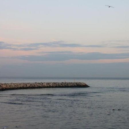 Appart Dans Maison 2 Km De La Plage Villeneuve-Loubet Eksteriør bilde