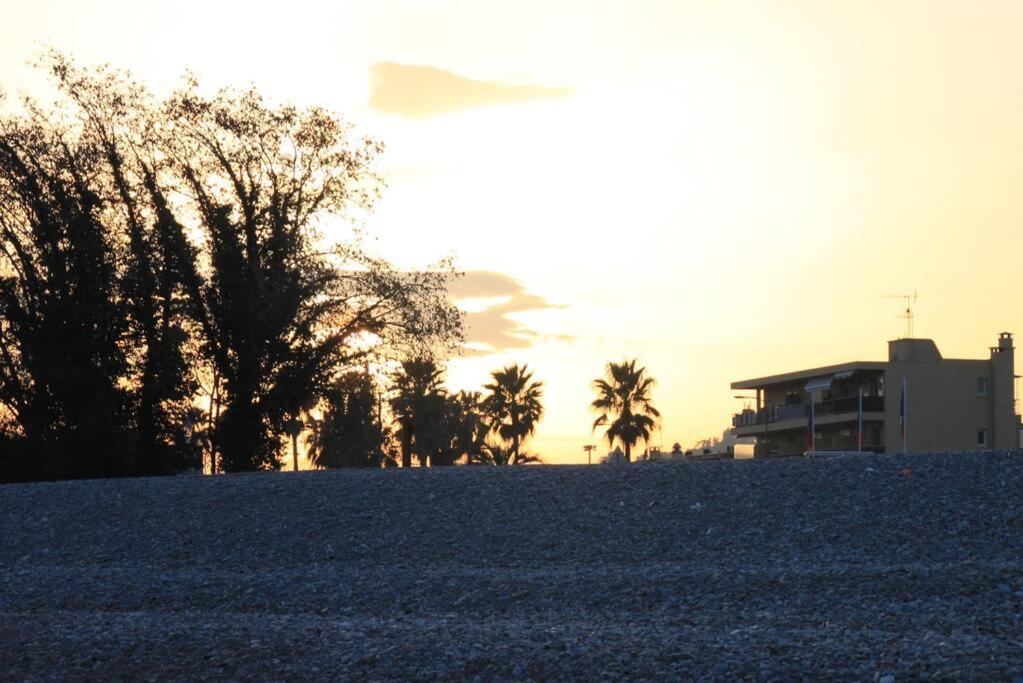 Appart Dans Maison 2 Km De La Plage Villeneuve-Loubet Eksteriør bilde